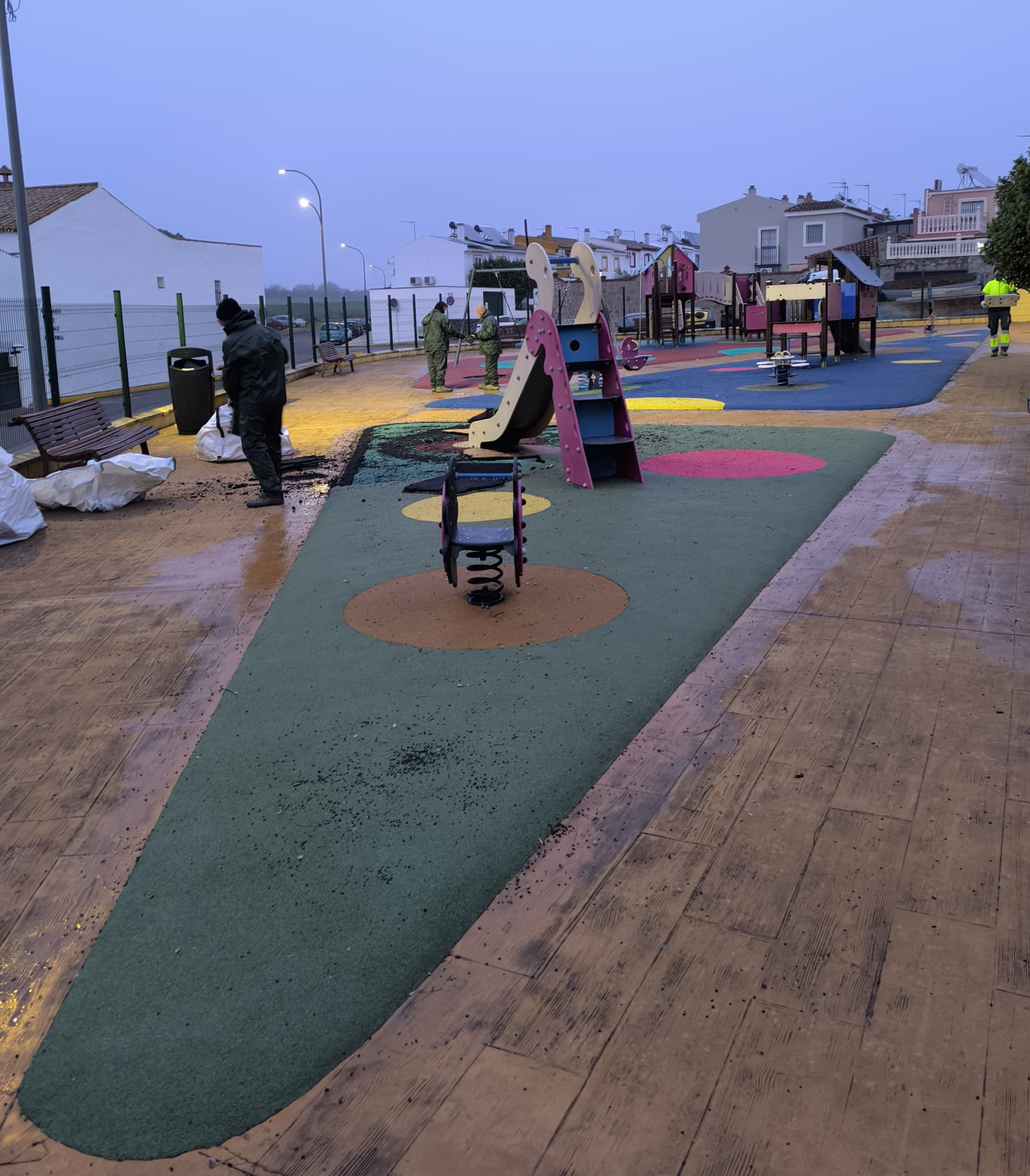 WhatsApp Image 2025-12-05 at 08.14.00