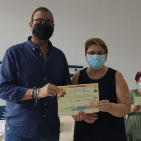 EscuelaMayores2