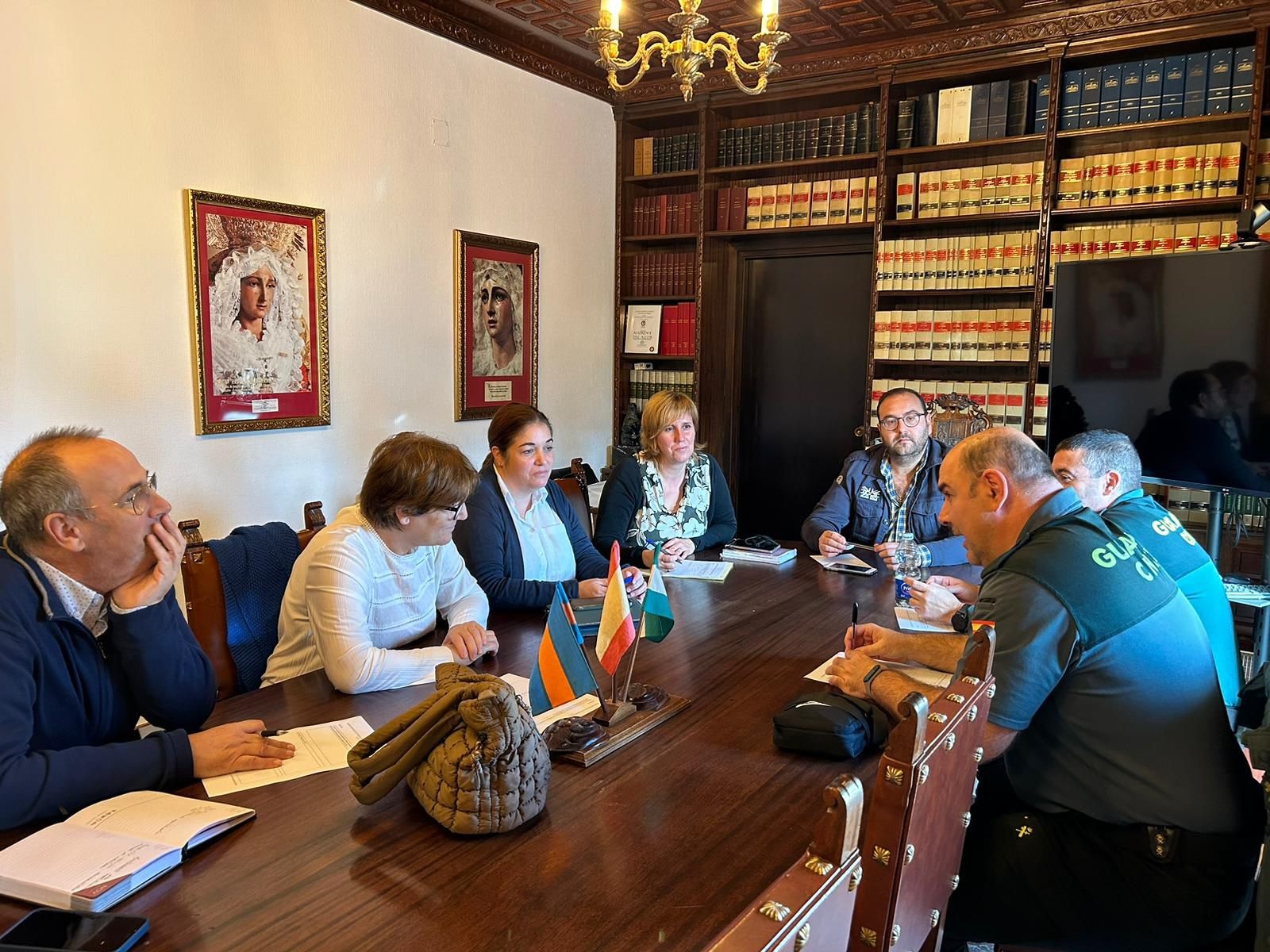 f03dac98-940b-4cf6-afda-f0c1c0b05dc6