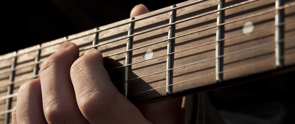 guitar-1180744_960_720