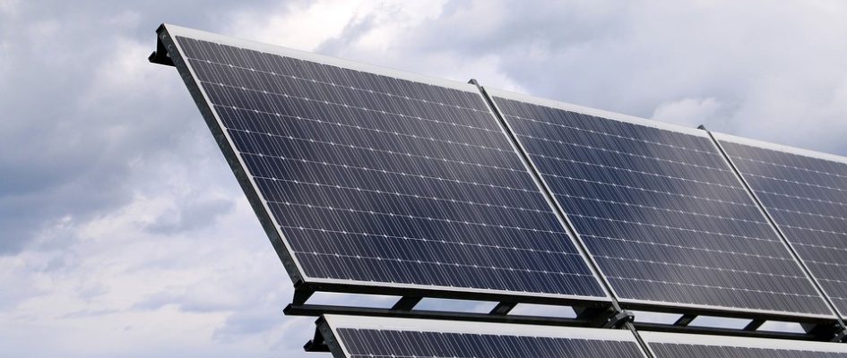 photovoltaic-2799982_960_720